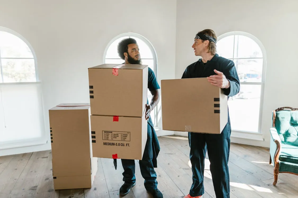 Read more about the article The Benefits of Hiring Local Movers in Colorado Springs